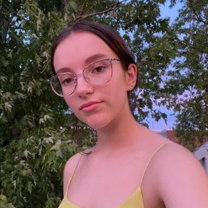 Meet your Posher, Rosalie